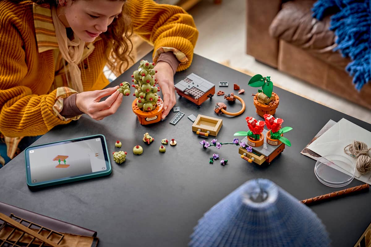 LEGO Harry Potter Hogwarts Herbology Plants