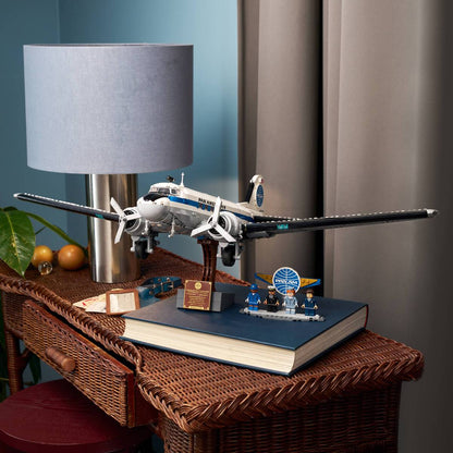LEGO Icons Douglas DC-3 PAN AM Airliner