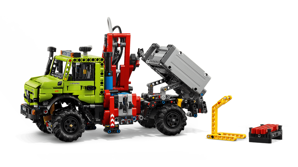 LEGO Technic Mercedes-Benz Unimog U 5023 with Crane