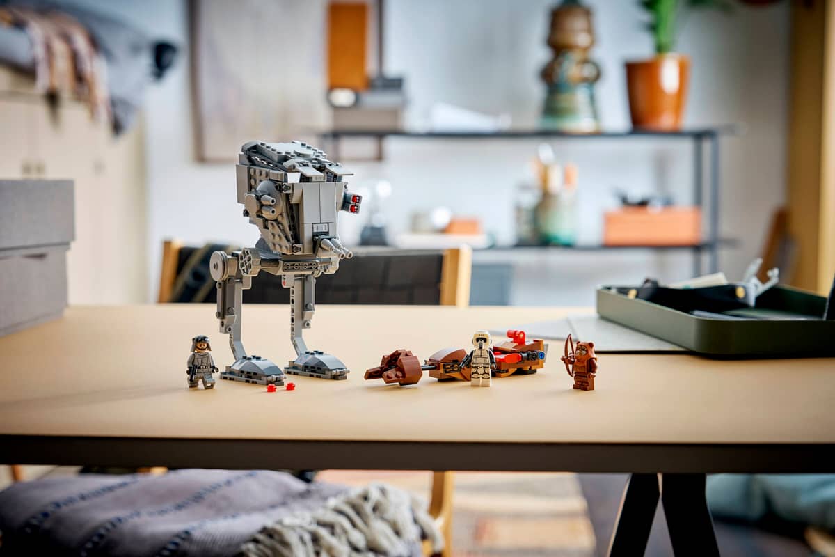 LEGO Star Wars SMART Play: AT-ST Attack on Endor