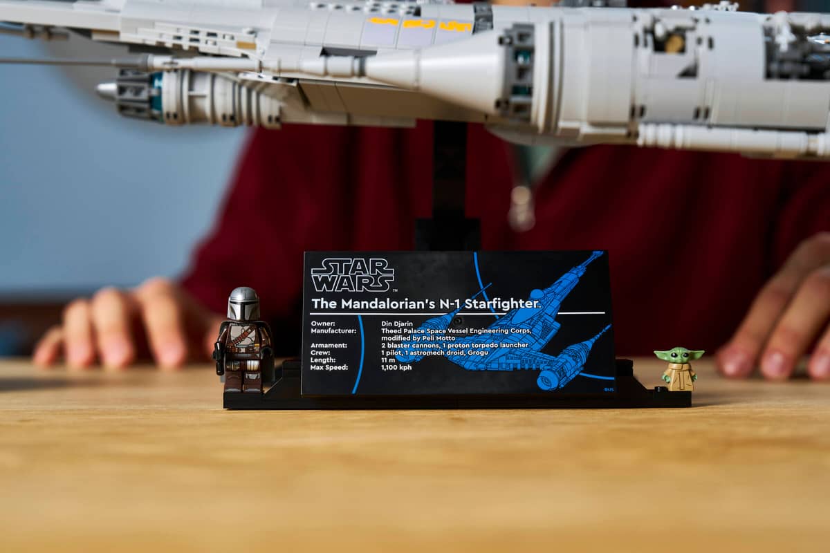 LEGO Star Wars The Mandalorian's N-1 Starfighter UCS