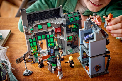 LEGO Harry Potter Knockturn Alley Wizarding Shops