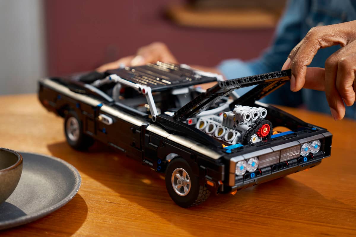 LEGO Technic Fast and Furious Dodge Charger R/T Car