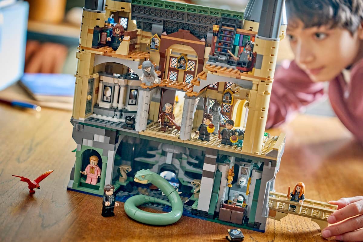 LEGO Harry Potter Hogwarts Castle: East Wing
