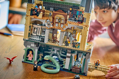 LEGO Harry Potter Hogwarts Castle: East Wing