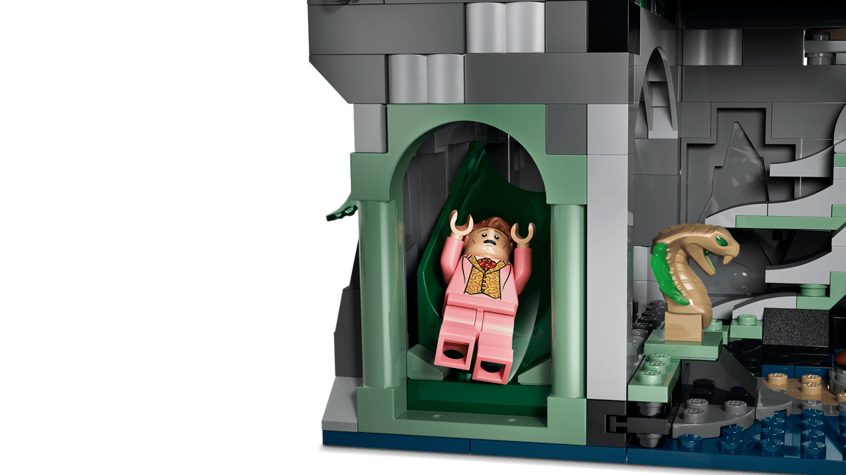 LEGO Harry Potter Hogwarts Castle: East Wing