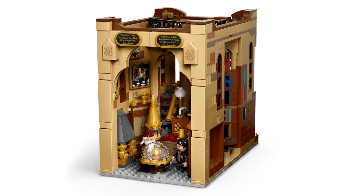 LEGO Harry Potter Book Nook: Dumbledore's Office
