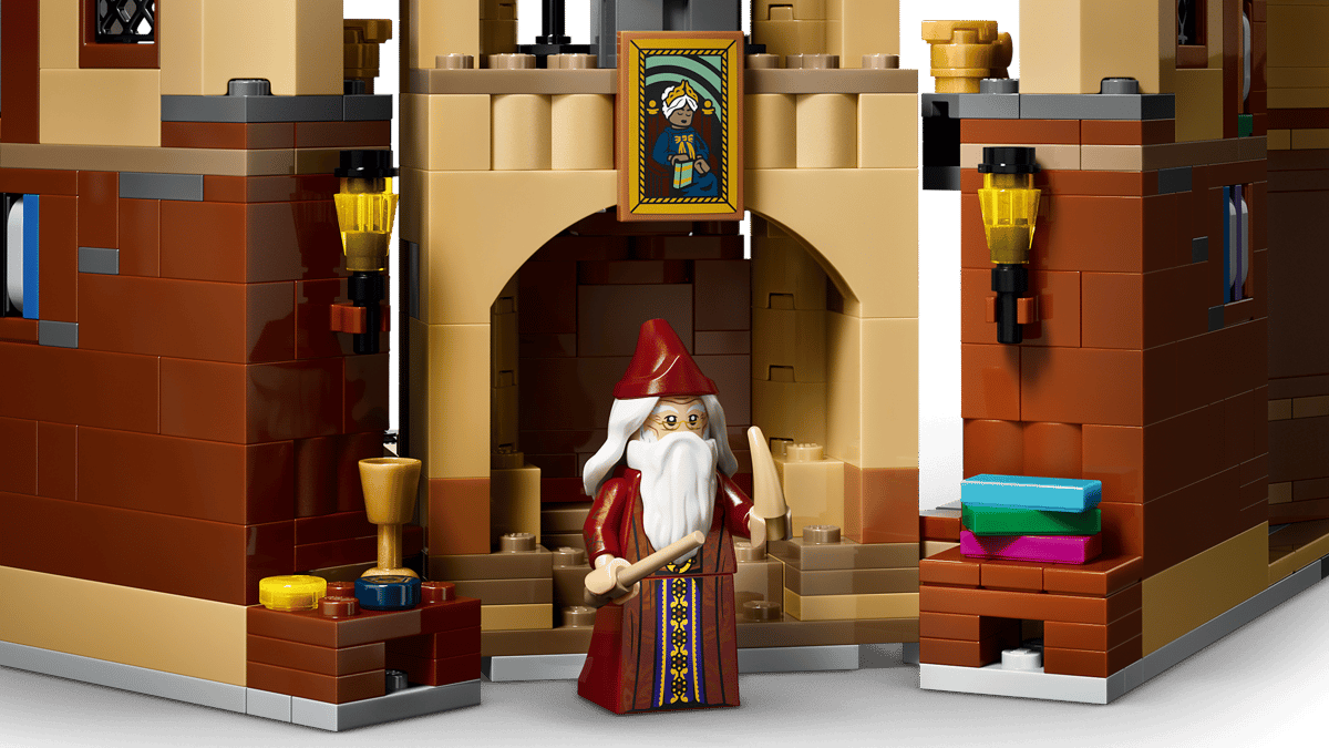 LEGO Harry Potter Book Nook: Dumbledore's Office