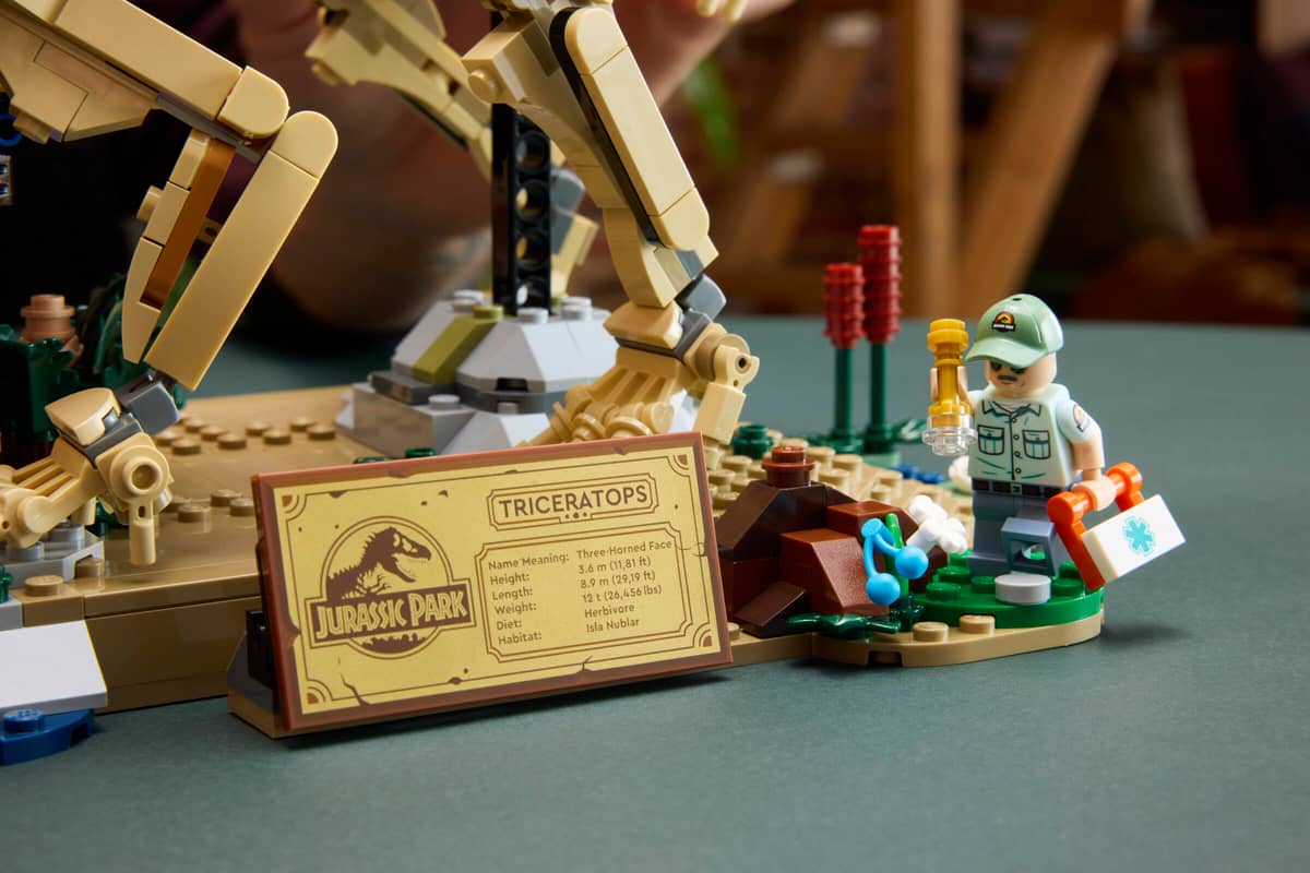 LEGO Jurassic World Dinosaur Fossils: Triceratops