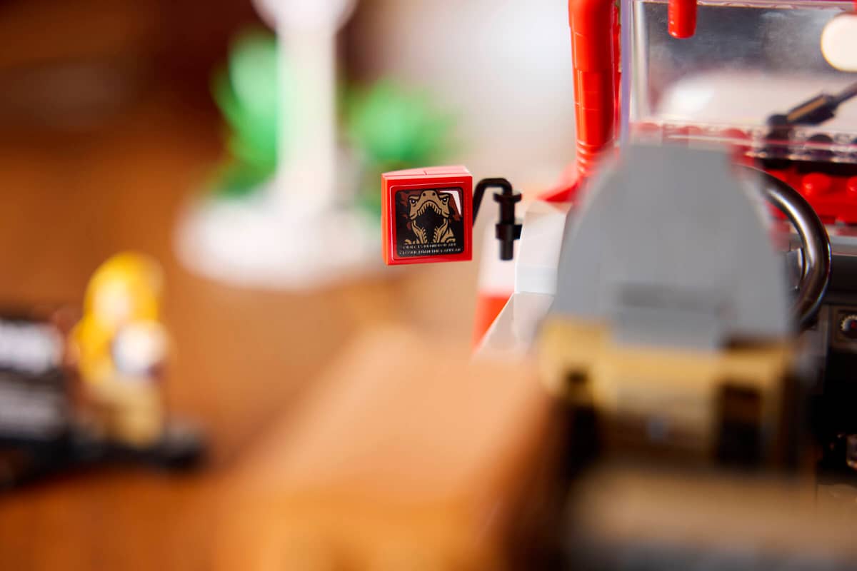 LEGO Jurassic World Jurassic Park Jeep Wrangler
