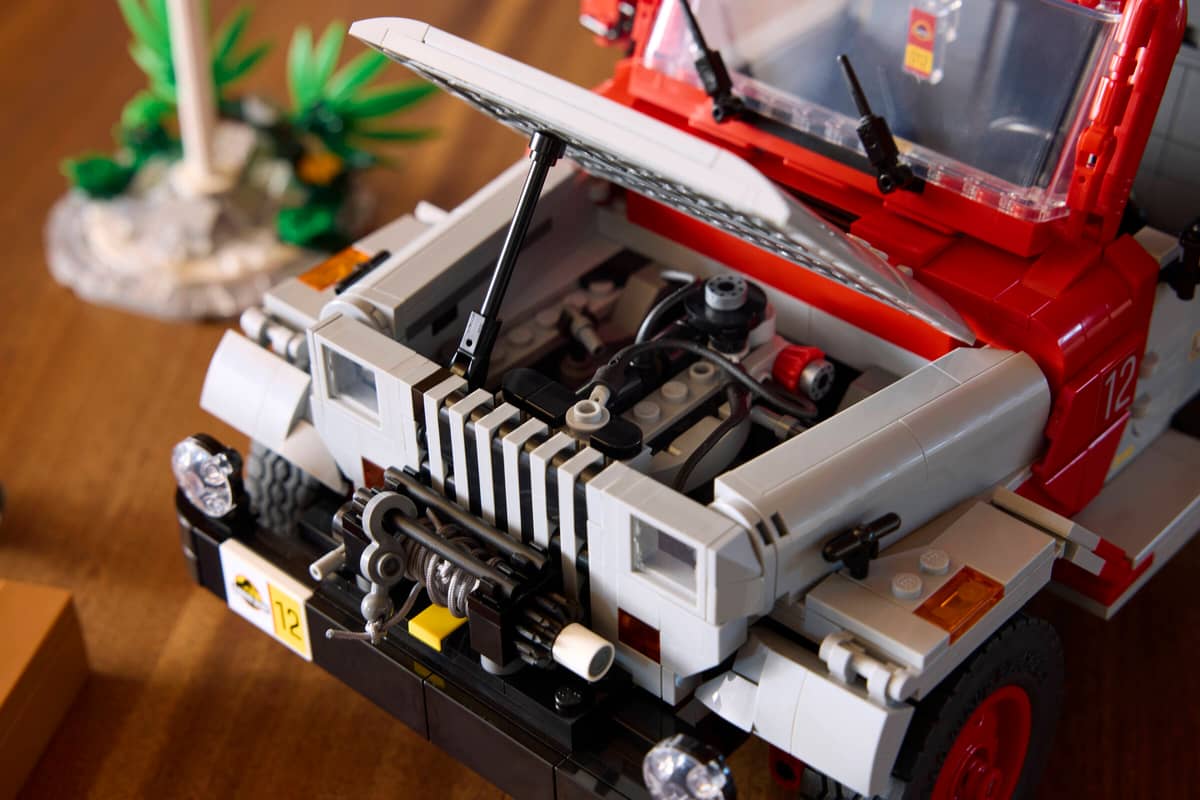 LEGO Jurassic World Jurassic Park Jeep Wrangler