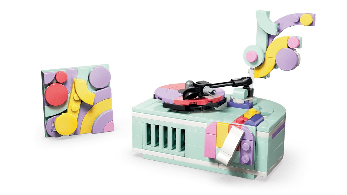 LEGO Creator 3-in-1 Music Decor Piano with Cat (31392)