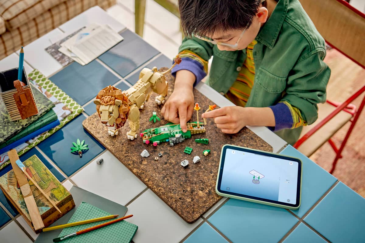 LEGO Creator 3-in-1 Wild Animals: Majestic Lion (31386)