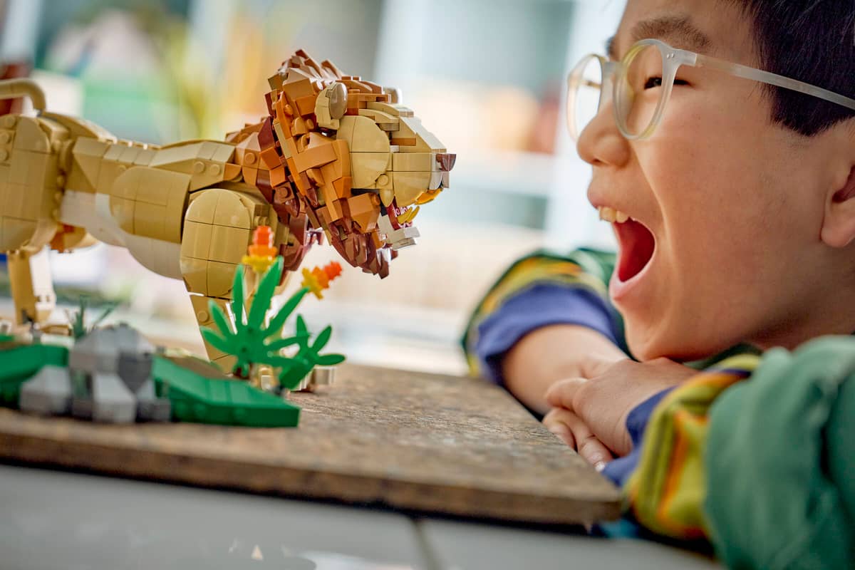 LEGO Creator 3-in-1 Wild Animals: Majestic Lion (31386)
