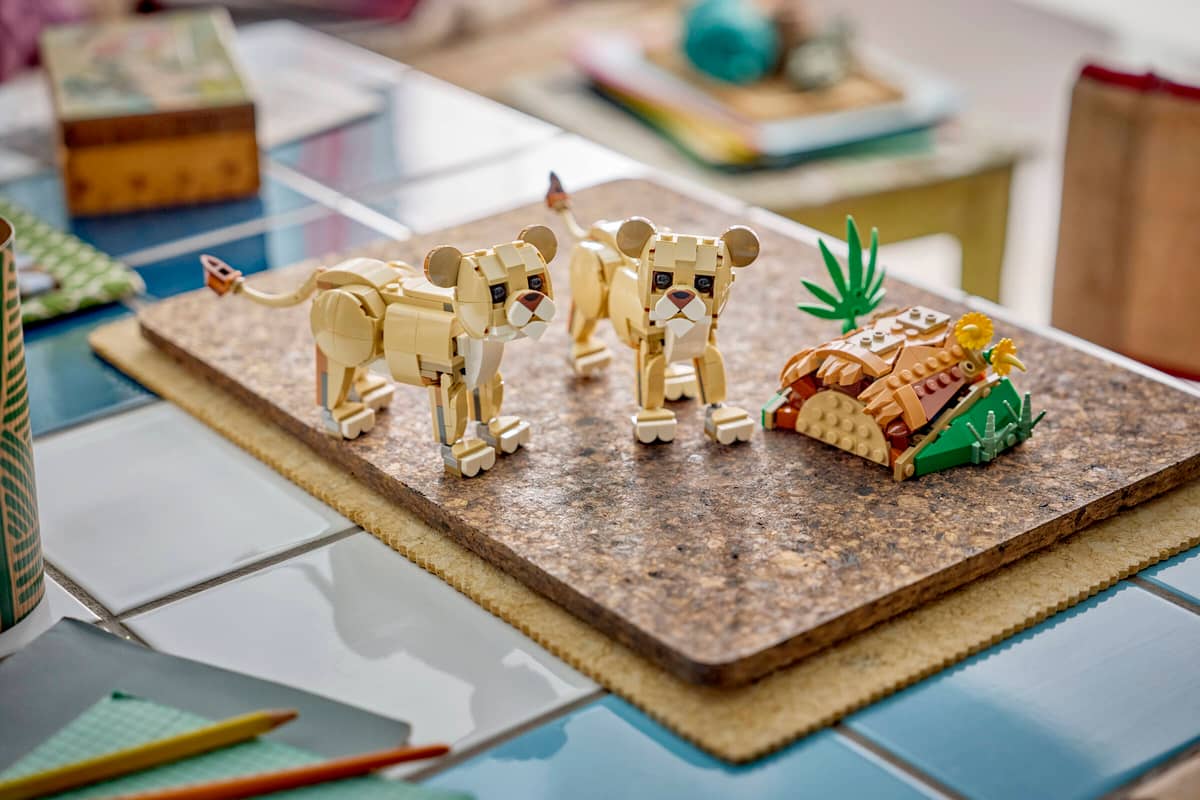 LEGO Creator 3-in-1 Wild Animals: Majestic Lion (31386)