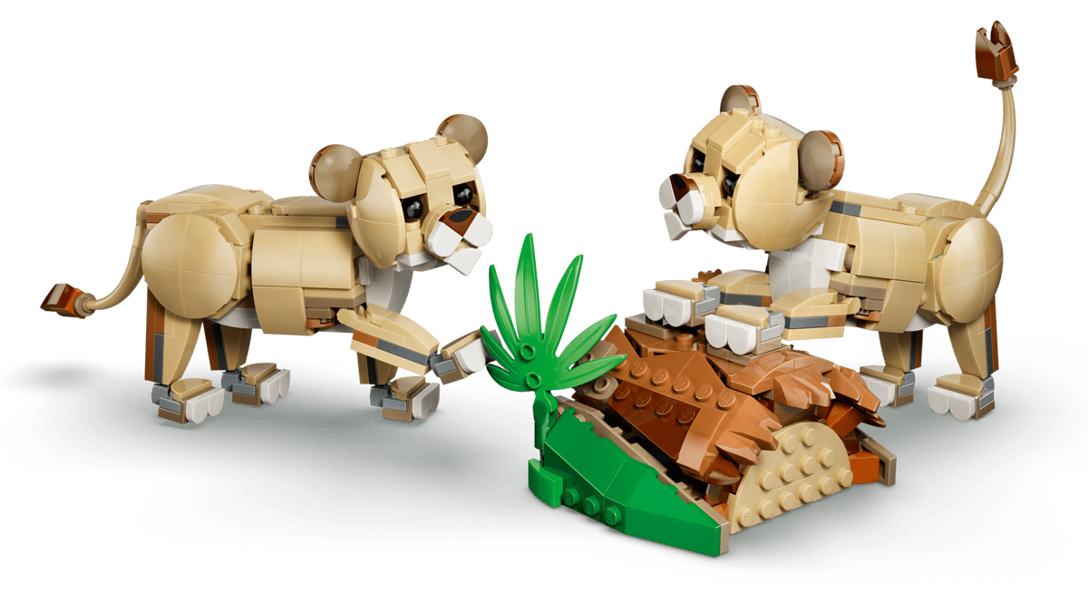 LEGO Creator 3-in-1 Wild Animals: Majestic Lion (31386)