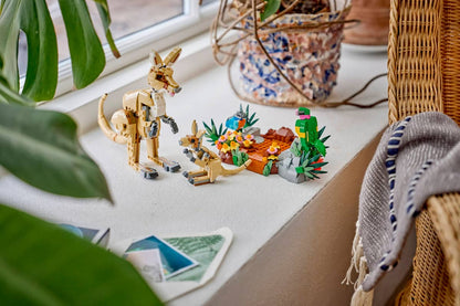 LEGO Creator 3-in-1 Wild Animals: Family of Koalas (31388)