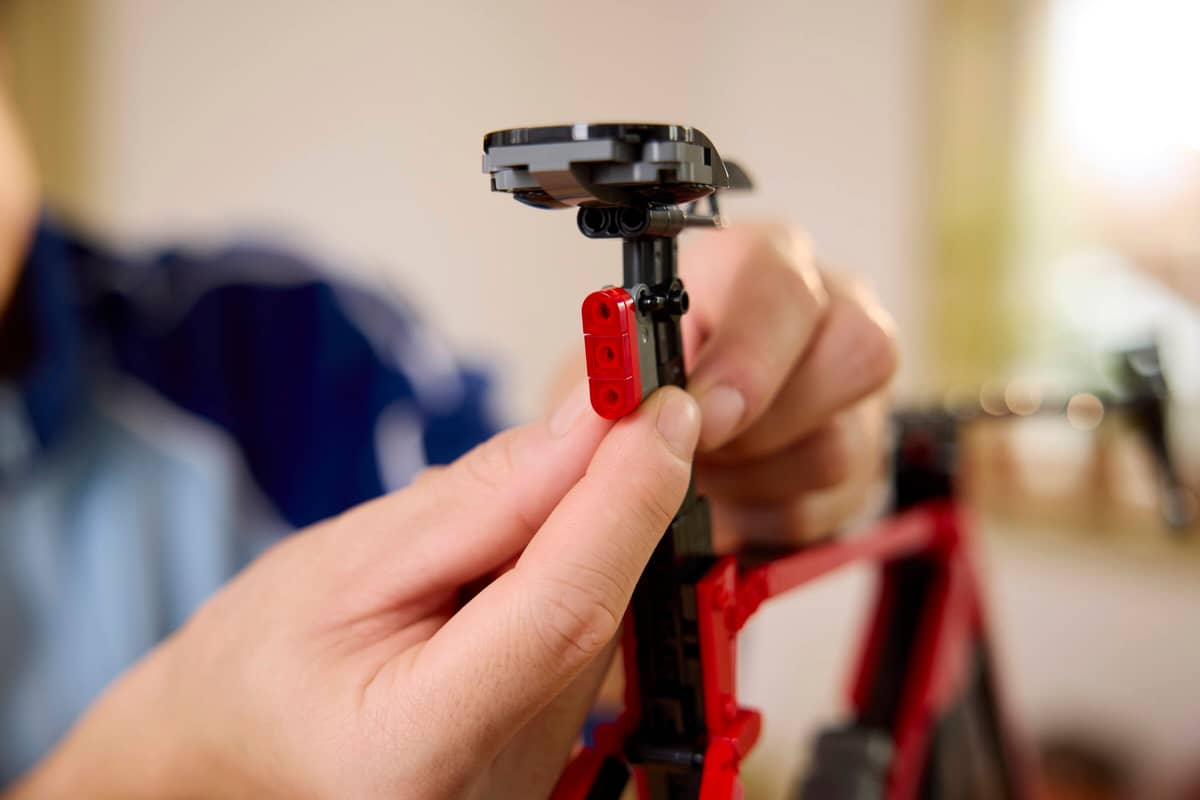 LEGO Icons Road Bike