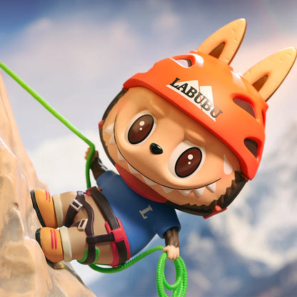 Figurine tendance Labubu Climber