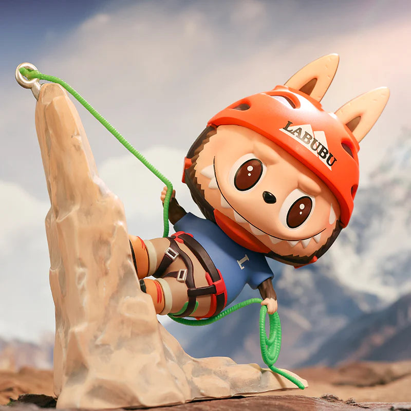 Figurine tendance Labubu Climber